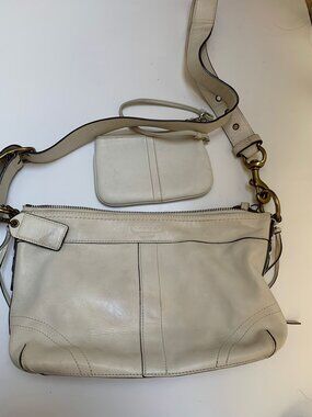 Vintage Coach Off White Leather Crossbody Bag with Wristlet